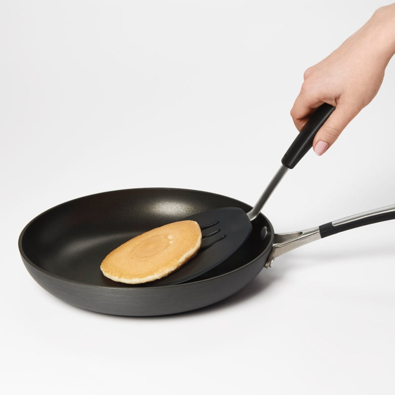 Oxo Flexible Turner - Flexible & Great Size for Pancakes Omelettes