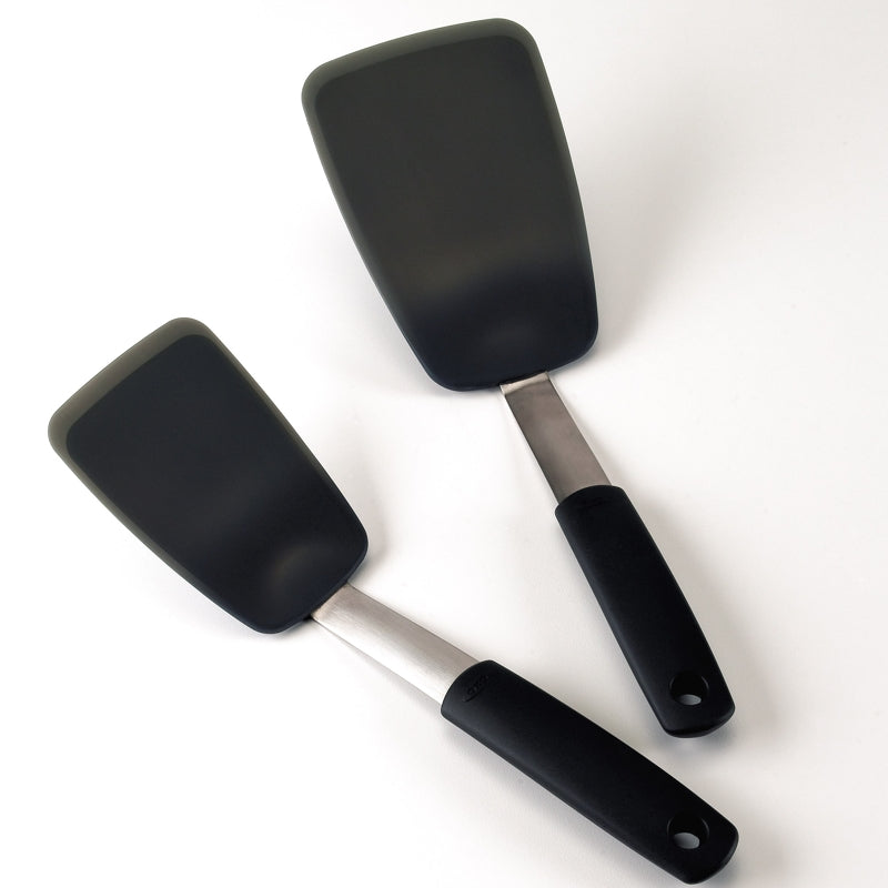 Oxo Flexible Turner - Silcone Good Grips Feels good in your hand