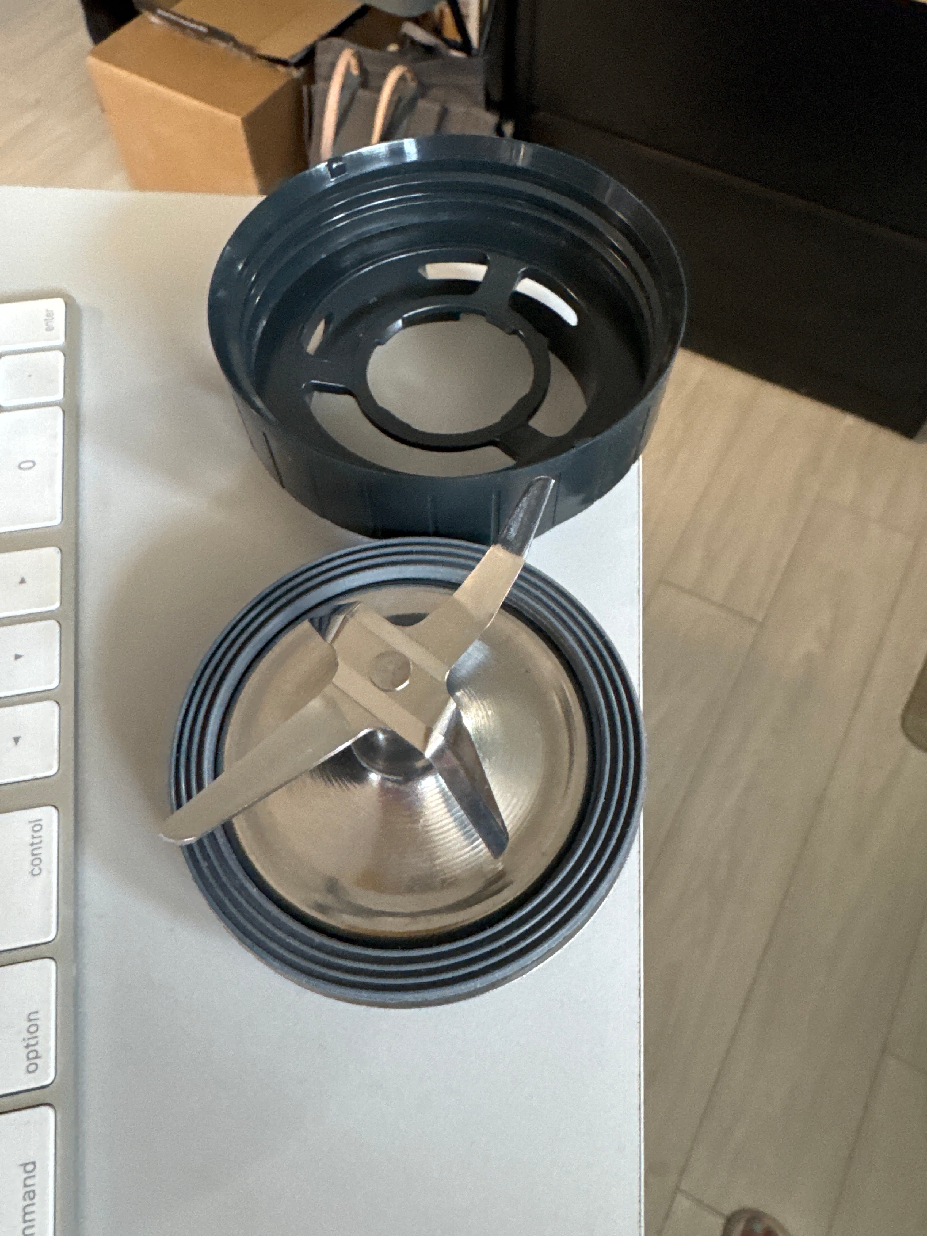 Bosch Blender Cutter Seal Retaining Nut Set  MMB