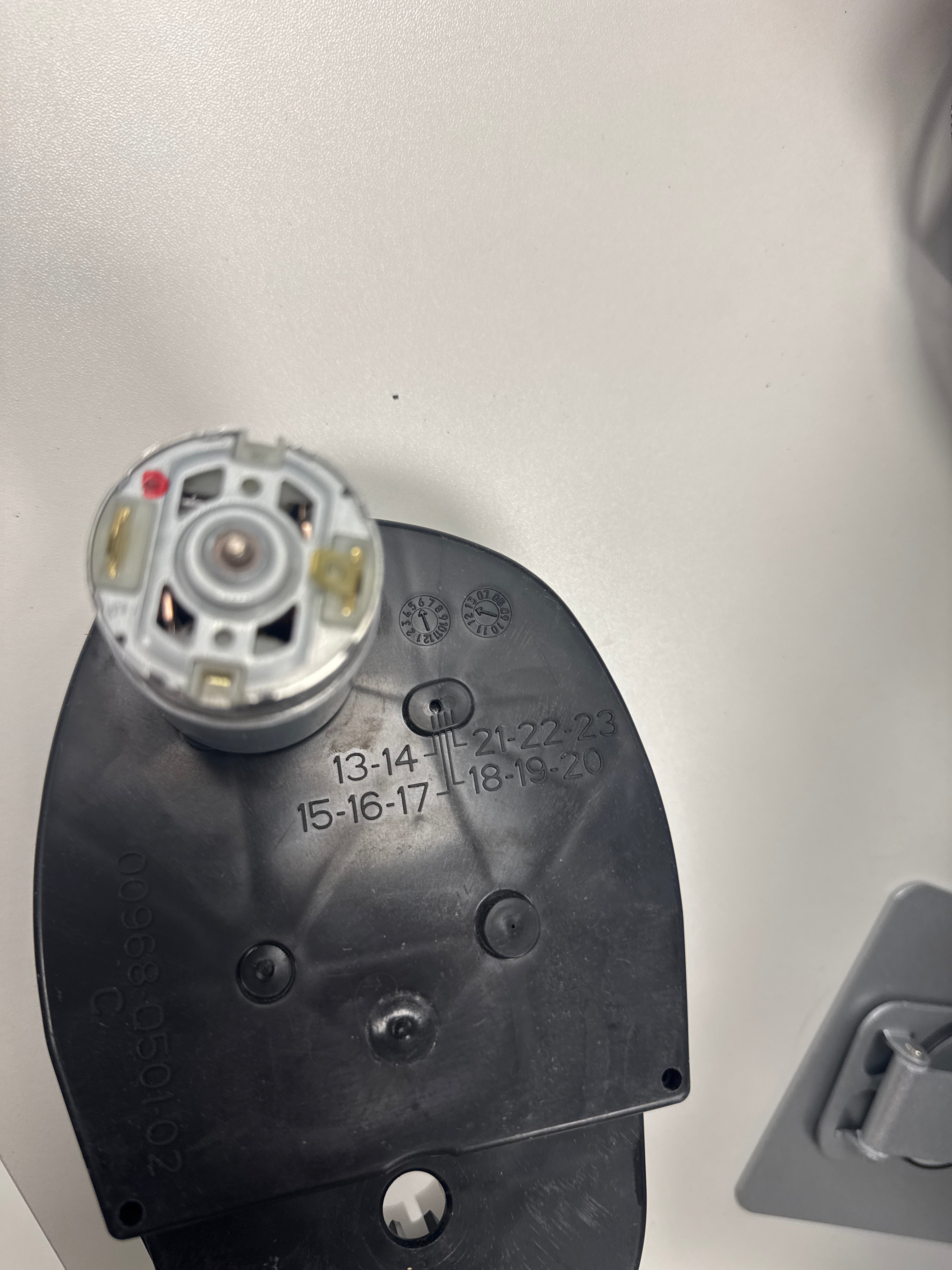 Power Wheels Motor Gearbox Assy 00968-2922 17T