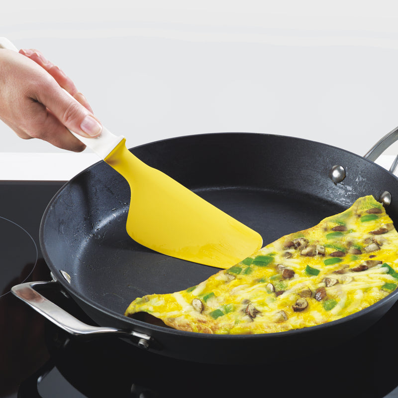 Spatule à omelette OXO Flip &amp; Fold 