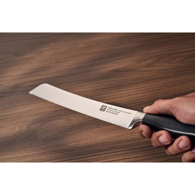 ZWILLING FOUR STAR Bread knife 9 inch, inverted serrated edge