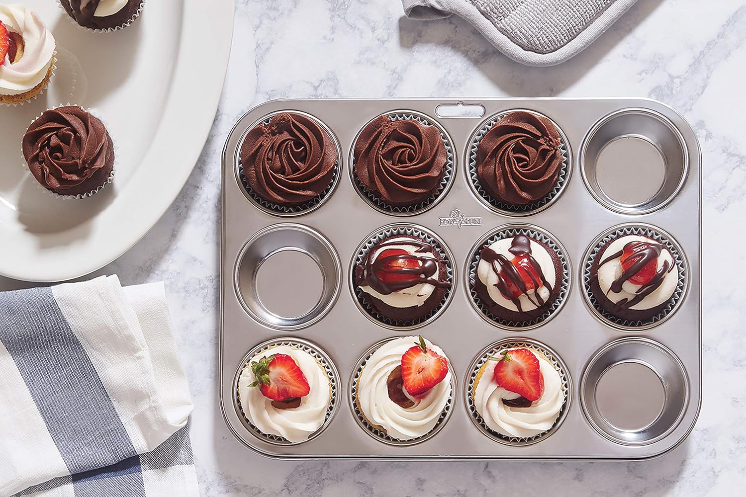 Stainless Steel 12-Cup Muffin & Cupcake Pan – Dishwasher Safe