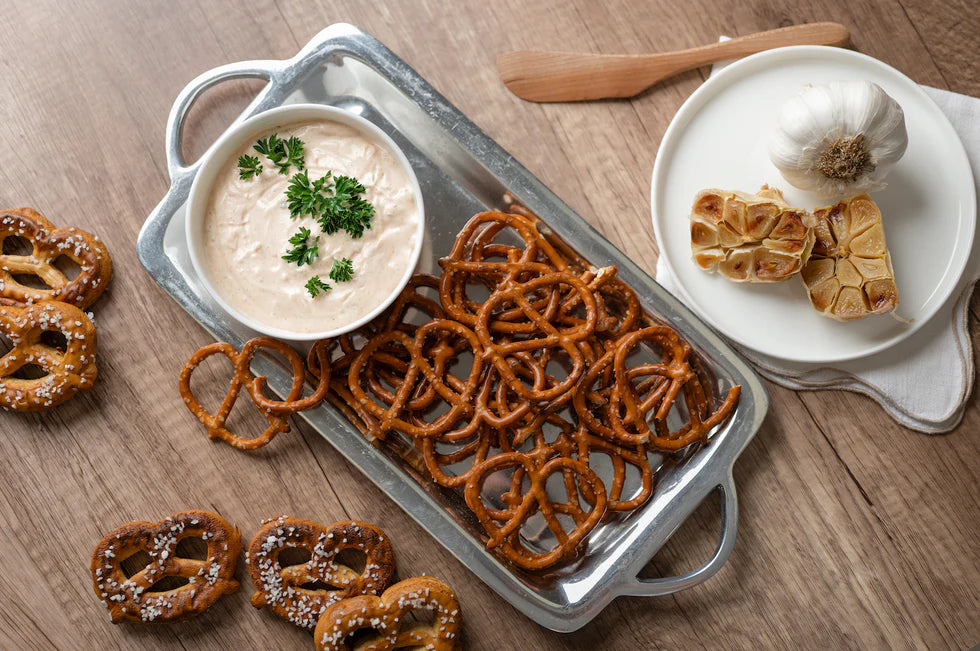 d'Marie- Roasted Garlic Dip
