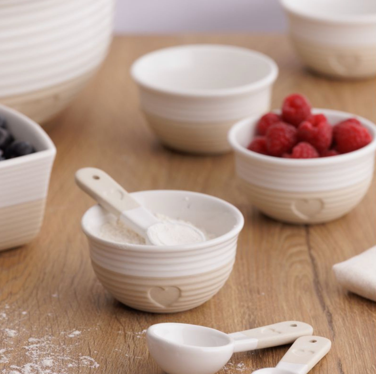 Mason Cash Rustic Charm Mini Bowls – Set of 4